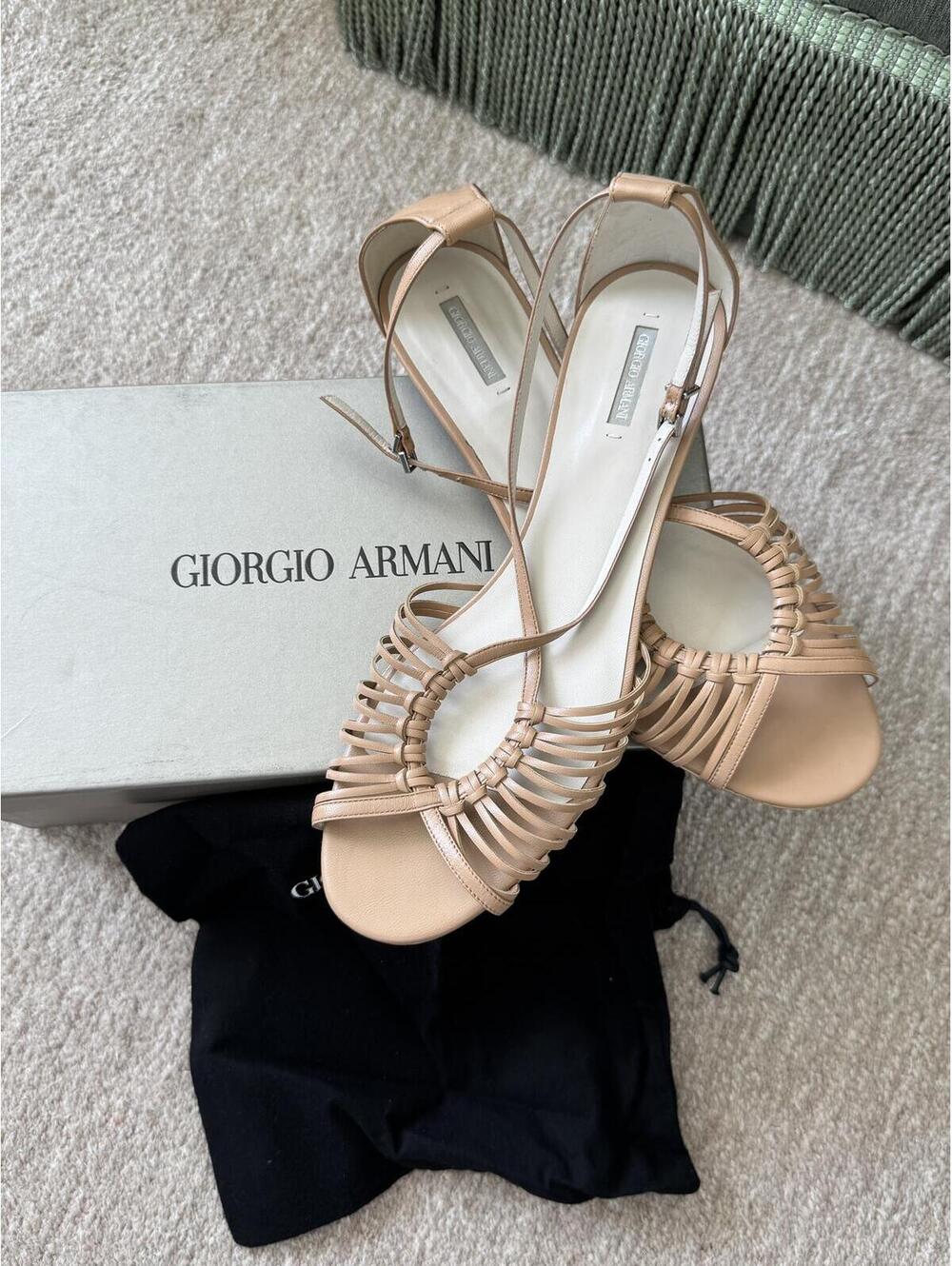 Giorgio Armani Leather Flat Strappy Sandals Nude IT 40/US 10